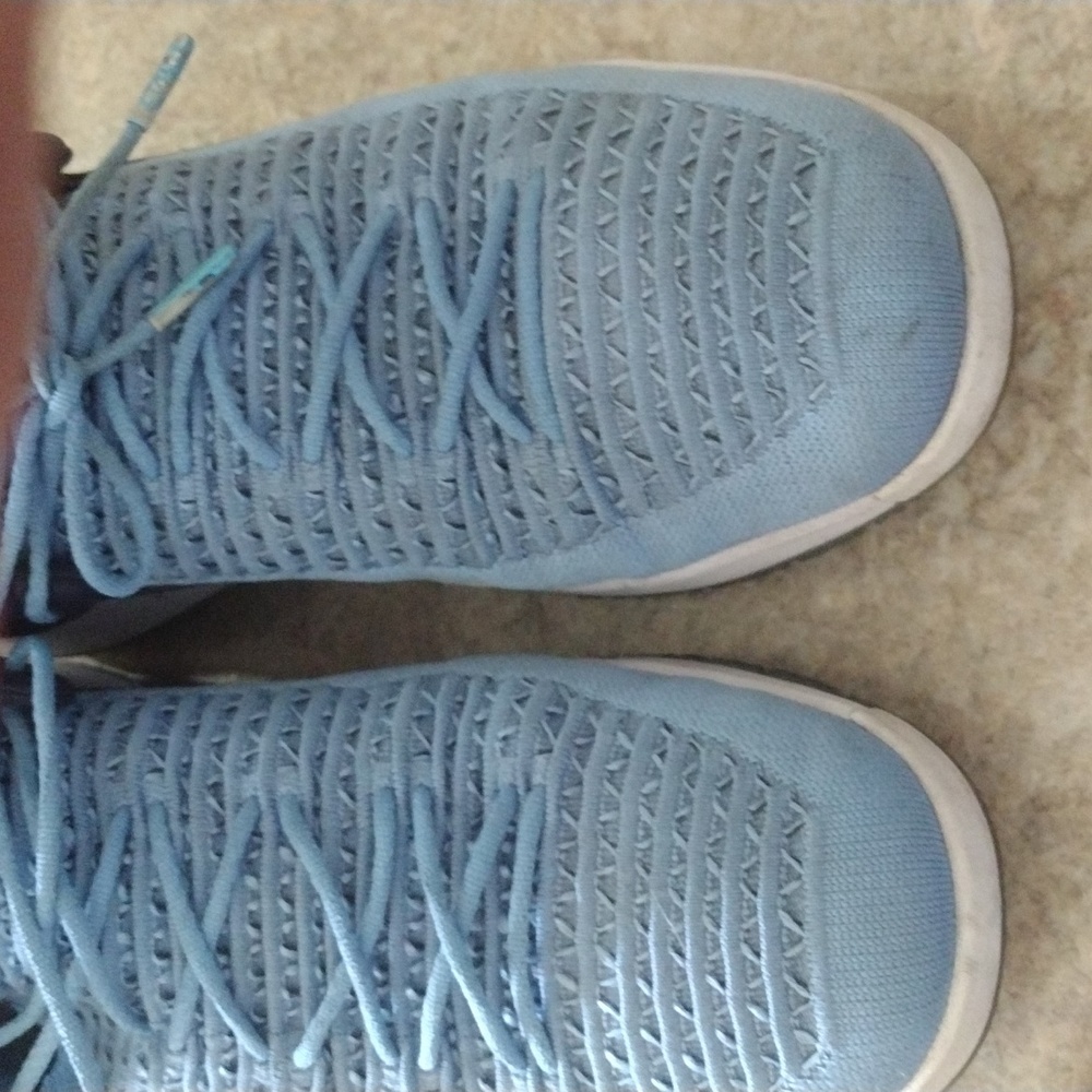 Shoe - Picture 6 of 7